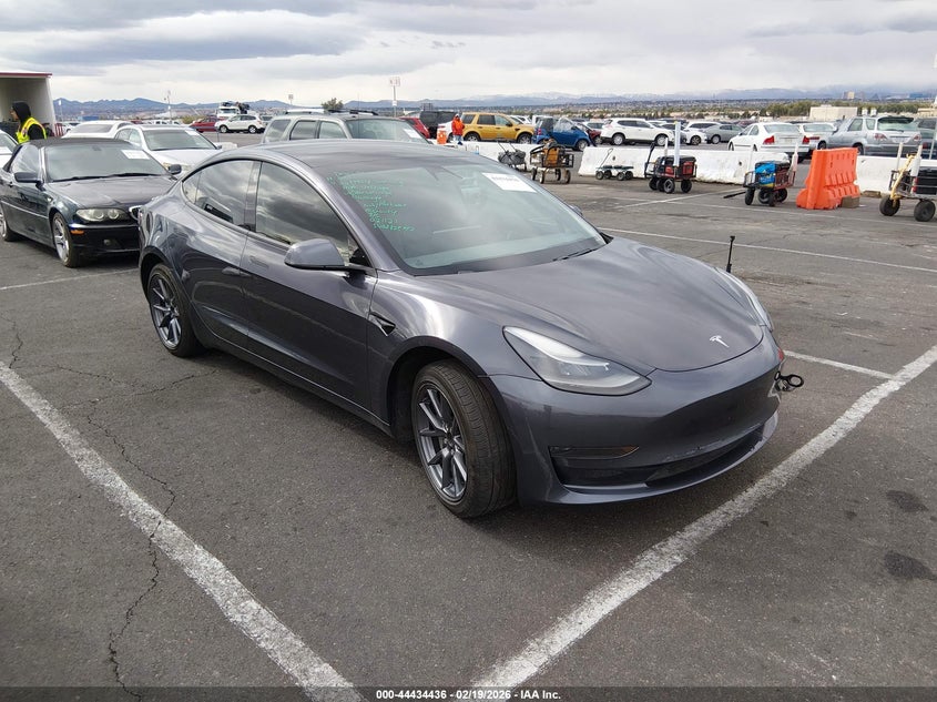 2021 Tesla Model 3 Standard Range Plus Rear-Wheel Drive