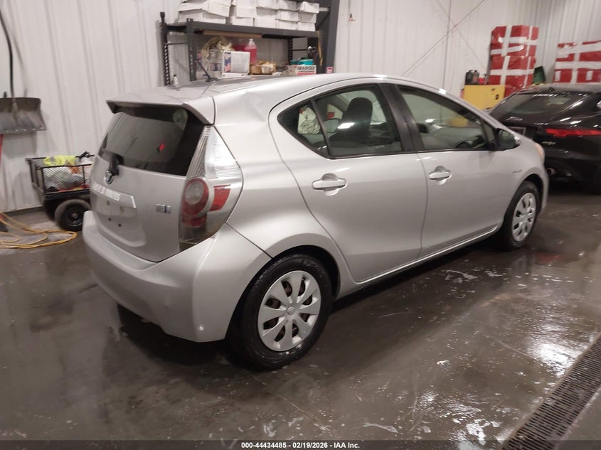 2013 Toyota Prius C One