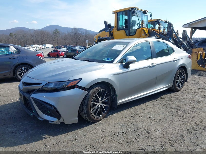 2022 Toyota Camry Se