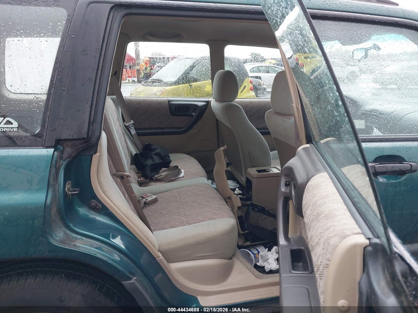 1999 Subaru Forester L VIN: JF1SF6359XG724245 Lot: 44434688
