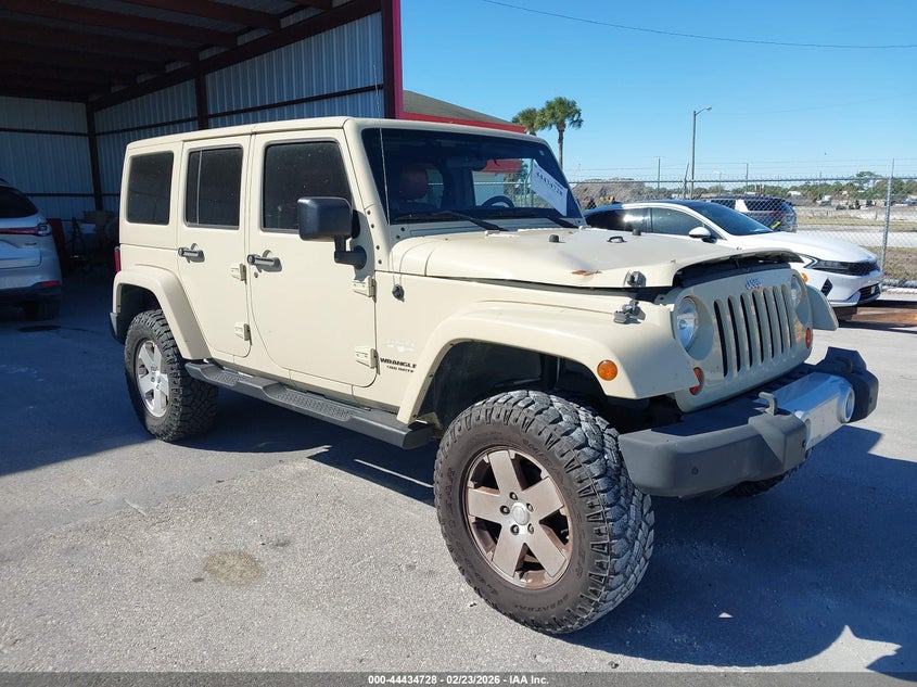 2011 Jeep Wrangler Unlimited Sahara