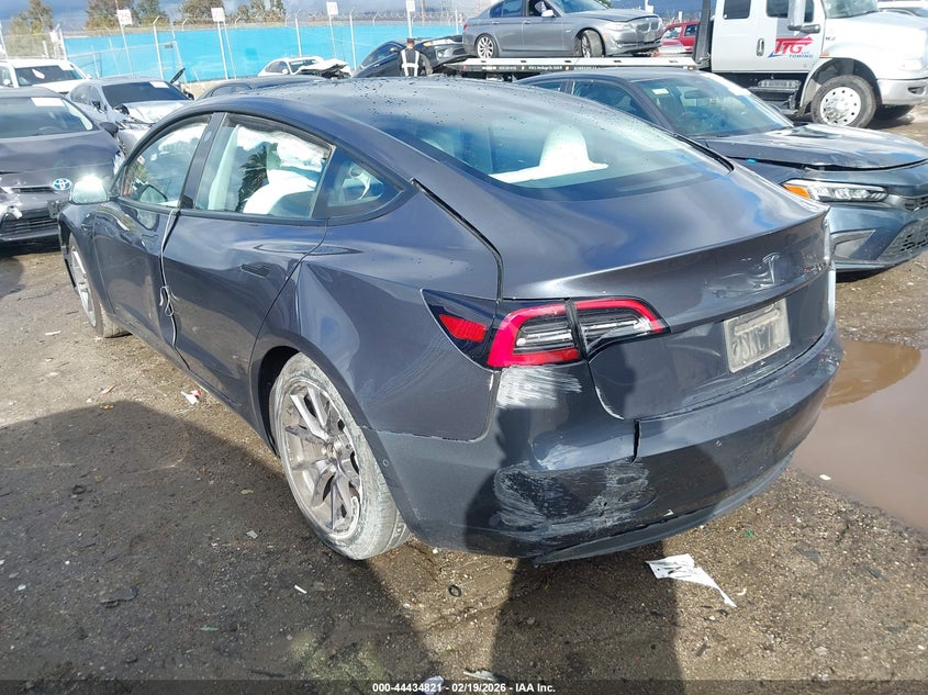 2021 Tesla Model 3 Standard Range Plus Rear-Wheel Drive