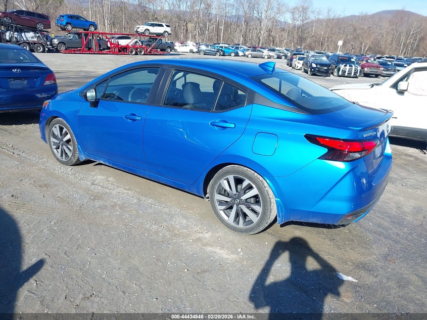 2020 Nissan Versa Sr Xtronic Cvt