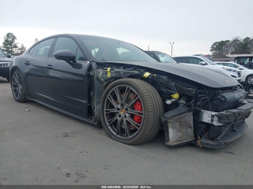 PORSCHE PANAMERA TURBO