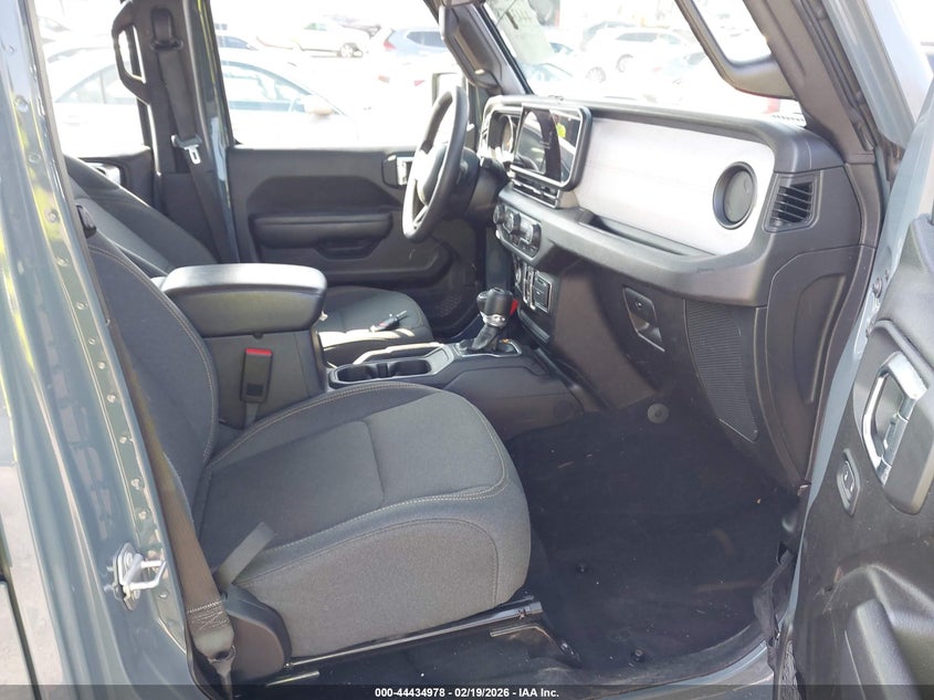 2025 Jeep Wrangler 4-Door Sport 4X4