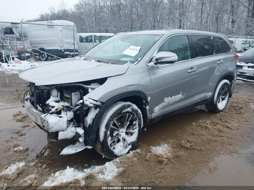 2019 Toyota Highlander Le