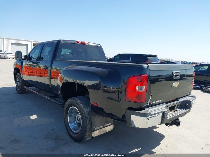 2011 Chevrolet Silverado 3500Hd Ltz