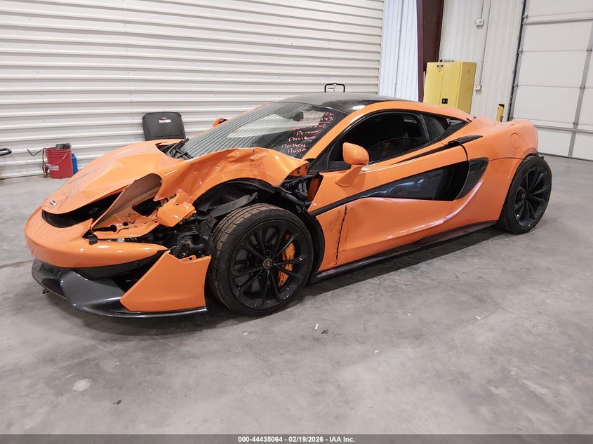 Vin: sbm13daa3jw005502, lot: 44931704, mclaren 570s 20182