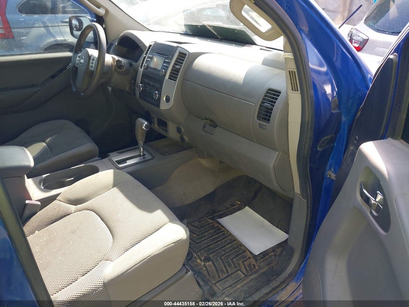 2013 Nissan Frontier Sv