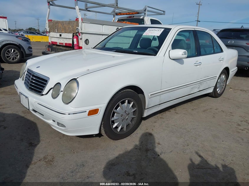 2000 Mercedes-Benz E 320