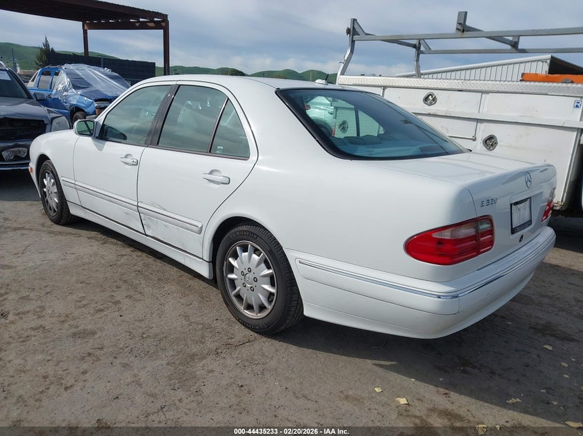 2000 Mercedes-Benz E 320