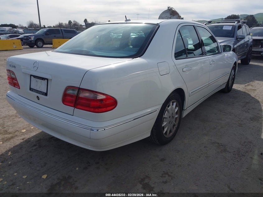 2000 Mercedes-Benz E 320