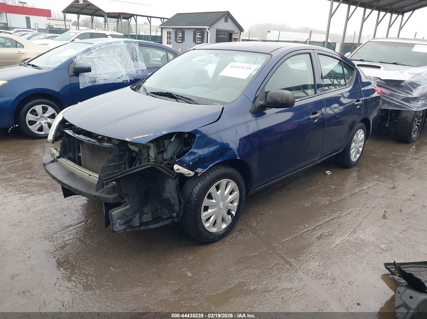 2013 Nissan Versa 1.6 S