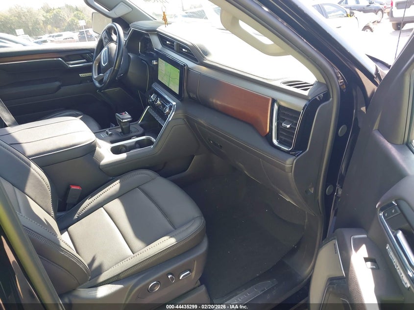 2025 GMC Sierra 1500 4Wd Short Box Denali