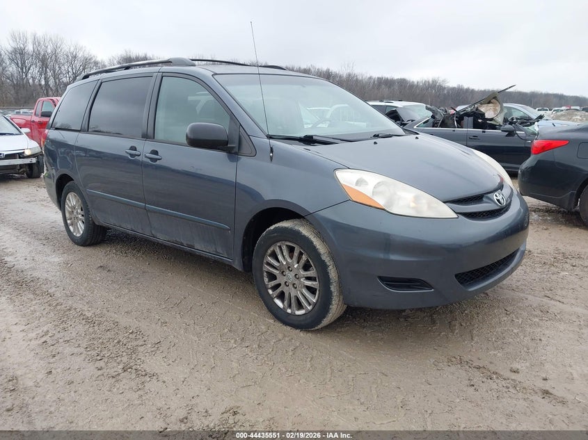 2008 Toyota Sienna Le