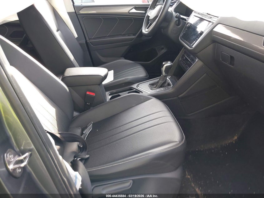 2024 Volkswagen Tiguan 2.0T Se/2.0T Wolfsburg Edition