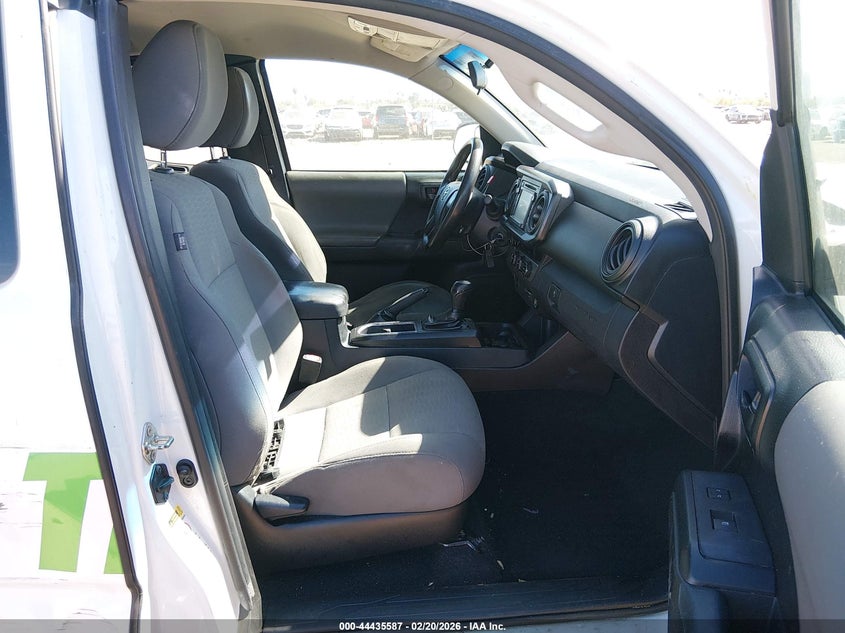 2017 Toyota Tacoma Sr