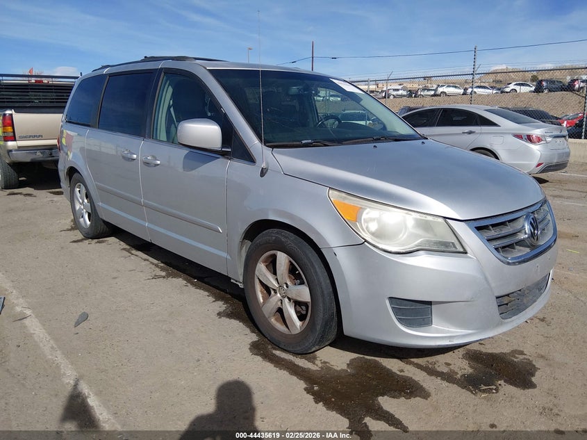 2009 Volkswagen Routan Sel