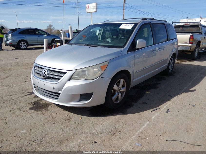 2009 Volkswagen Routan Sel