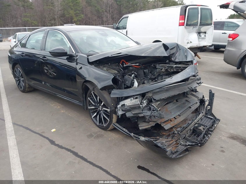 2023 Honda Accord Hybrid Touring