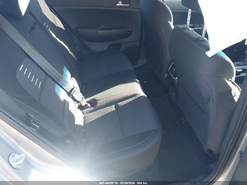 VIN KNDPM3AC2M7889989 2021 KIA SPORTAGE LX