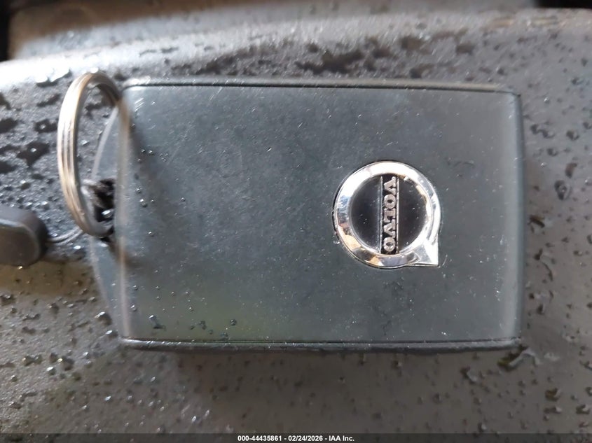 2019 Volvo Xc40 T5 Momentum/T5 R-Design VIN: YV4162XZ6K2010524 Lot: 44435861