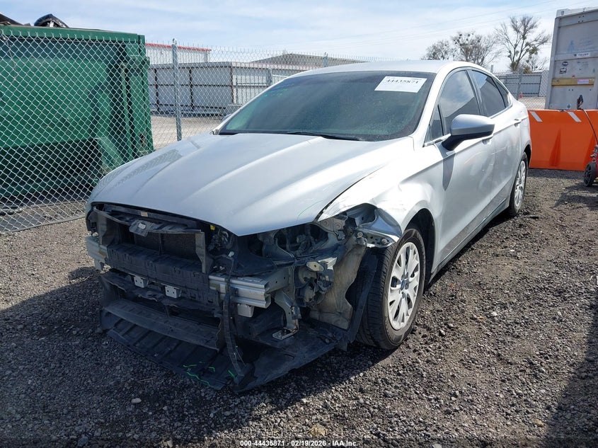 2014 Ford Fusion S 3FA6P0G73ER187577 photo 1