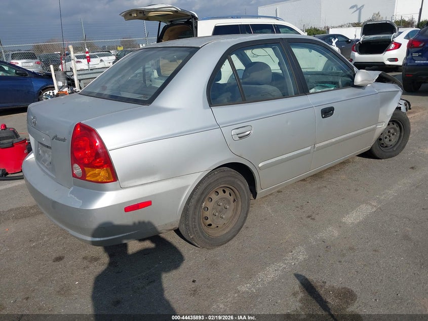2004 Hyundai Accent Gl