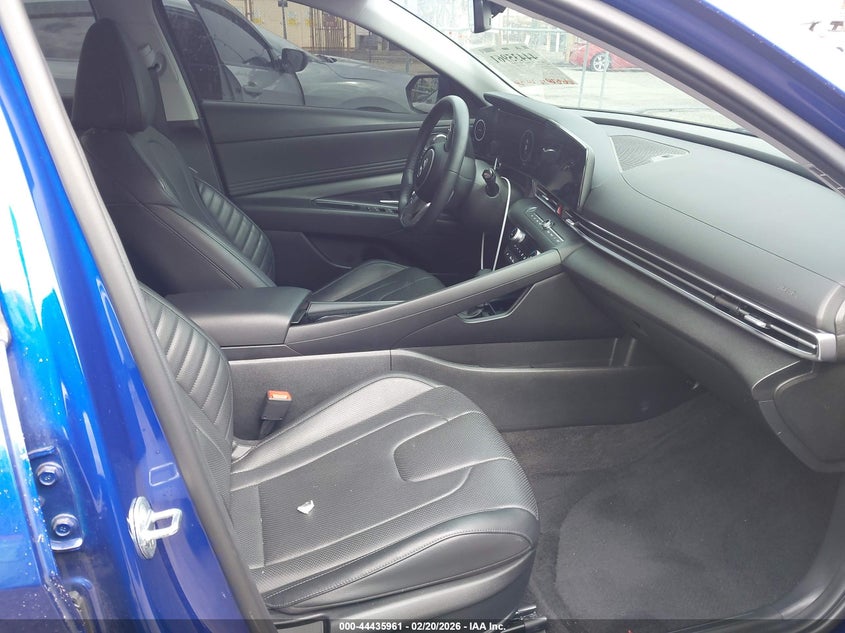 2023 Hyundai Elantra Limited