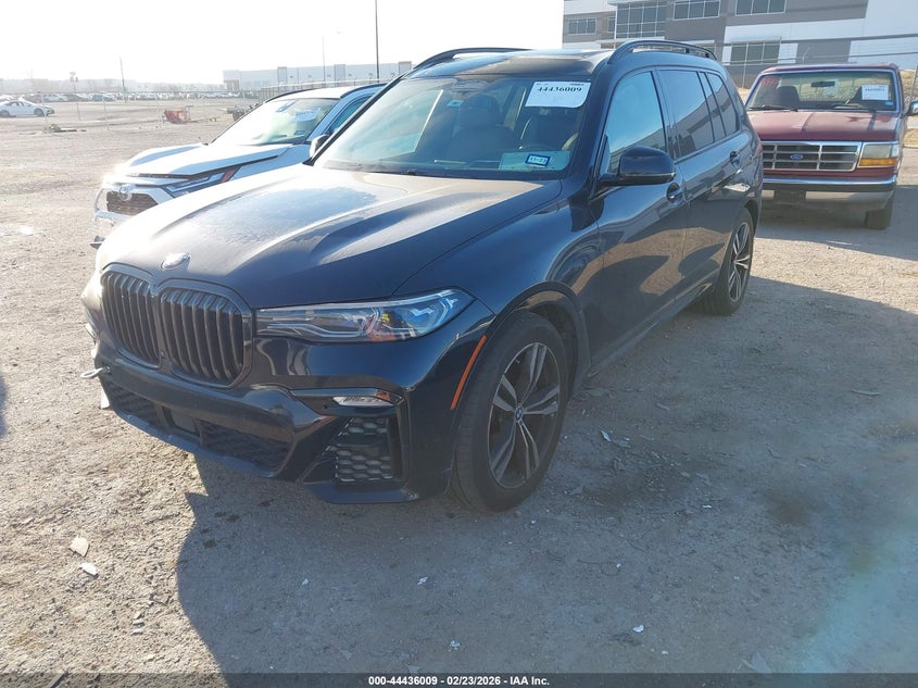 2020 BMW X7 M50I