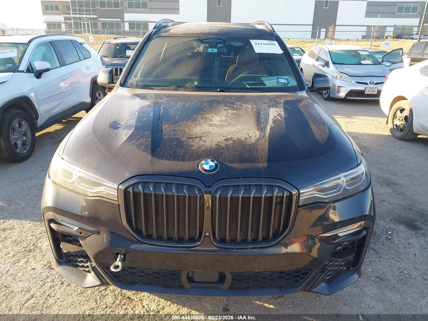 2020 BMW X7 M50I
