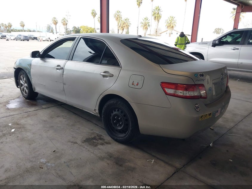 2011 Toyota Camry Le