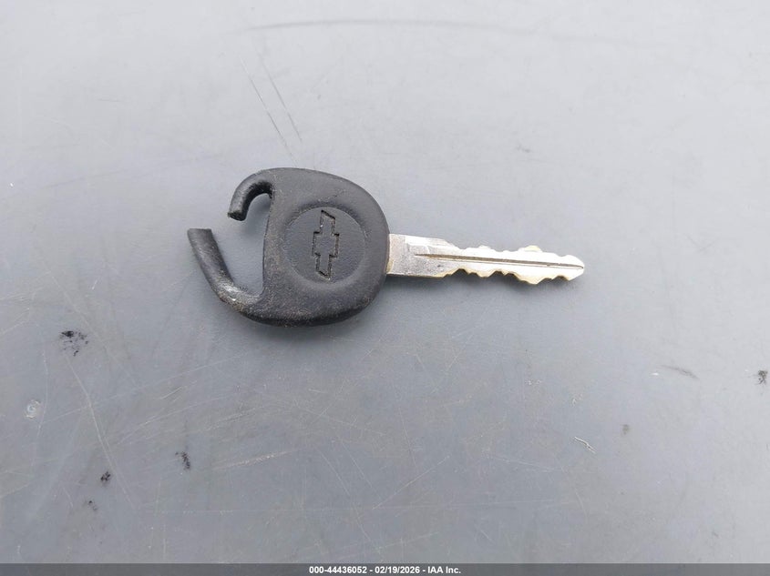 2002 Chevrolet Tahoe Lt VIN: 1GNEK13Z22J328668 Lot: 44436052