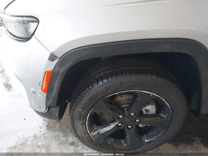 2025 JEEP GRAND CHEROKEE auction photo 6