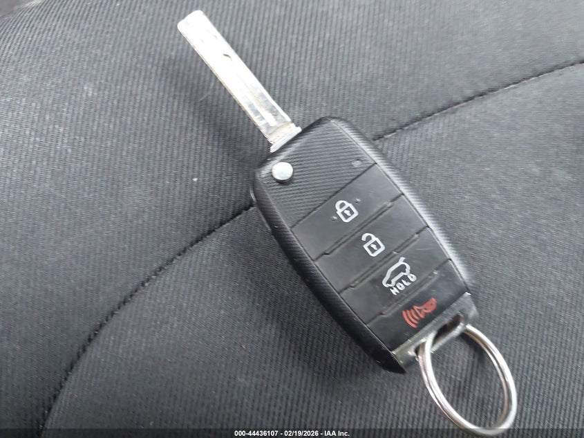 2014 Kia Soul + VIN: KNDJP3A53E7049087 Lot: 44436107