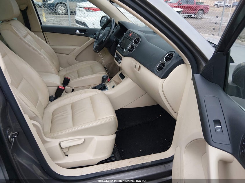 2011 Volkswagen Tiguan Sel