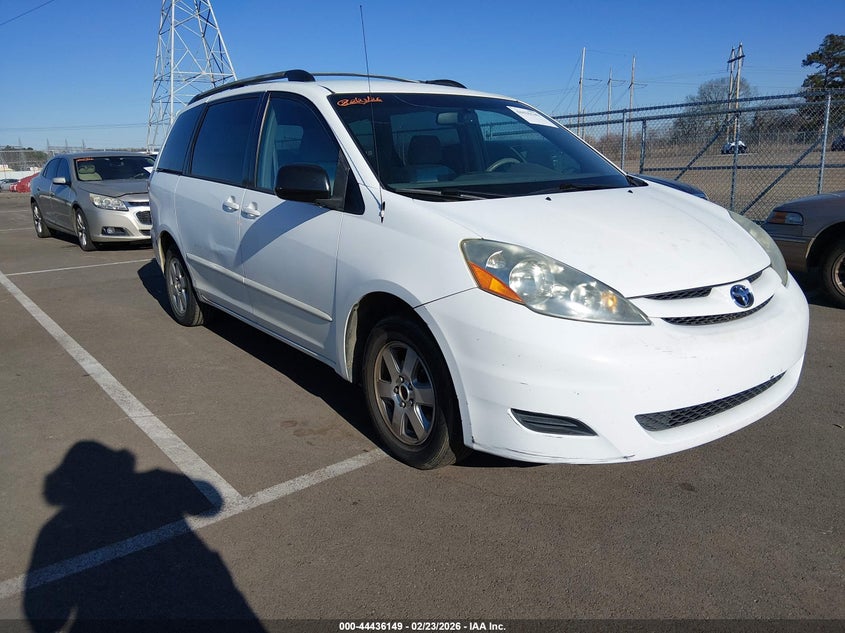2006 Toyota Sienna Le