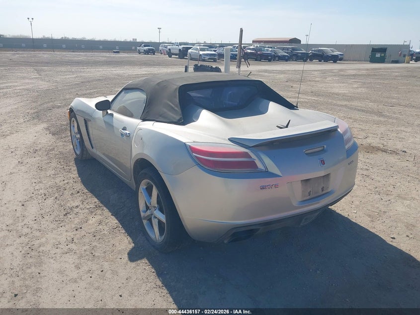 2008 Saturn Sky Red Line