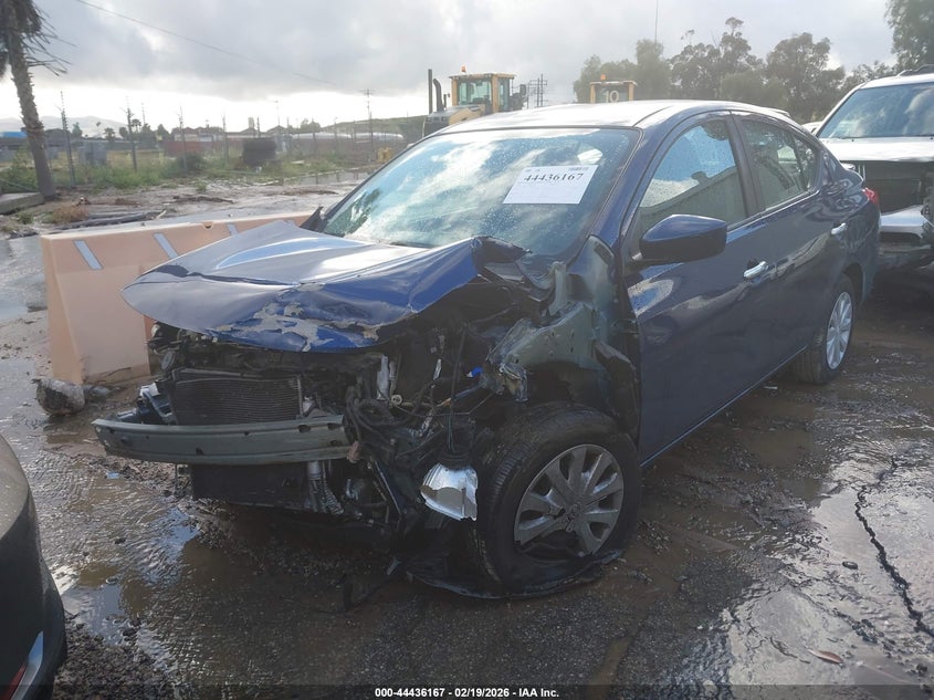 2018 Nissan Versa 1.6 Sv