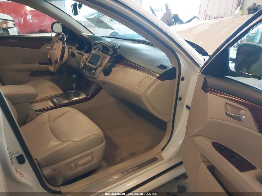 2011 Toyota Avalon Limited