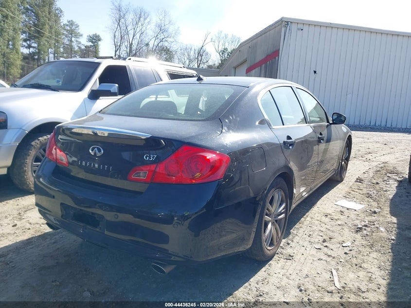2013 Infiniti G37 Journey