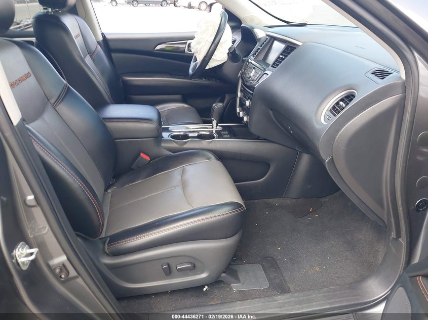 2020 Nissan Pathfinder Sl 2Wd