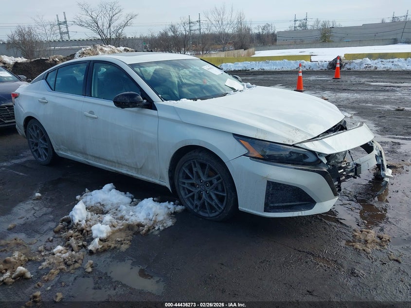 2023 Nissan Altima Sr Vc-Turbo Fwd