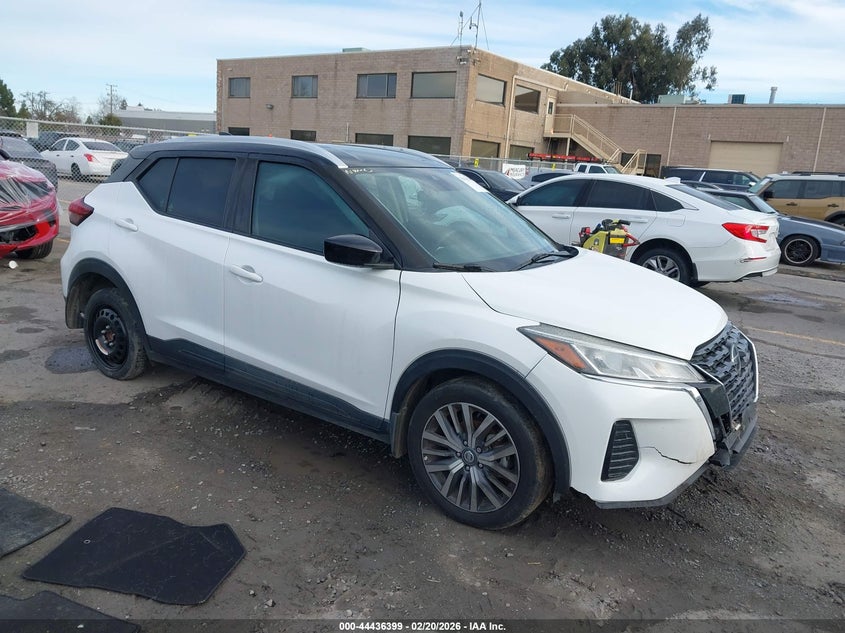 2021 Nissan Kicks Sv Xtronic Cvt