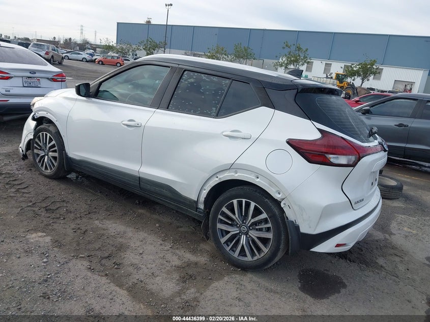 2021 Nissan Kicks Sv Xtronic Cvt