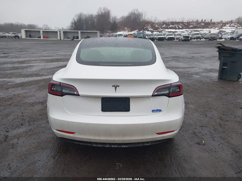 2022 Tesla Model 3 Long Range Dual Motor All-Wheel Drive VIN: 5YJ3E1EB7NF207931 Lot: 44436563