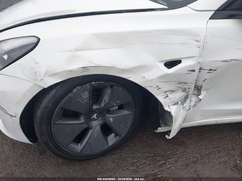 2022 Tesla Model 3 Long Range Dual Motor All-Wheel Drive VIN: 5YJ3E1EB7NF207931 Lot: 44436563