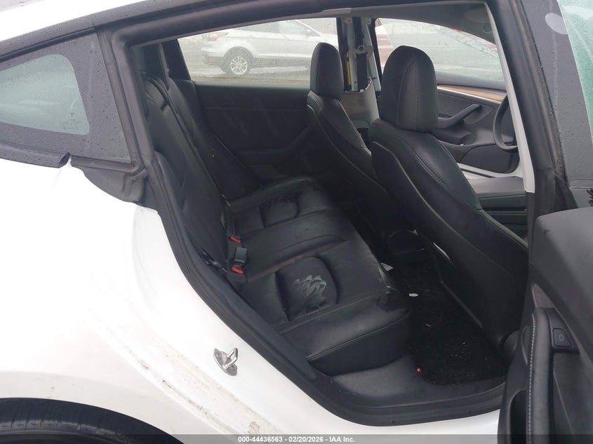 2022 Tesla Model 3 Long Range Dual Motor All-Wheel Drive VIN: 5YJ3E1EB7NF207931 Lot: 44436563