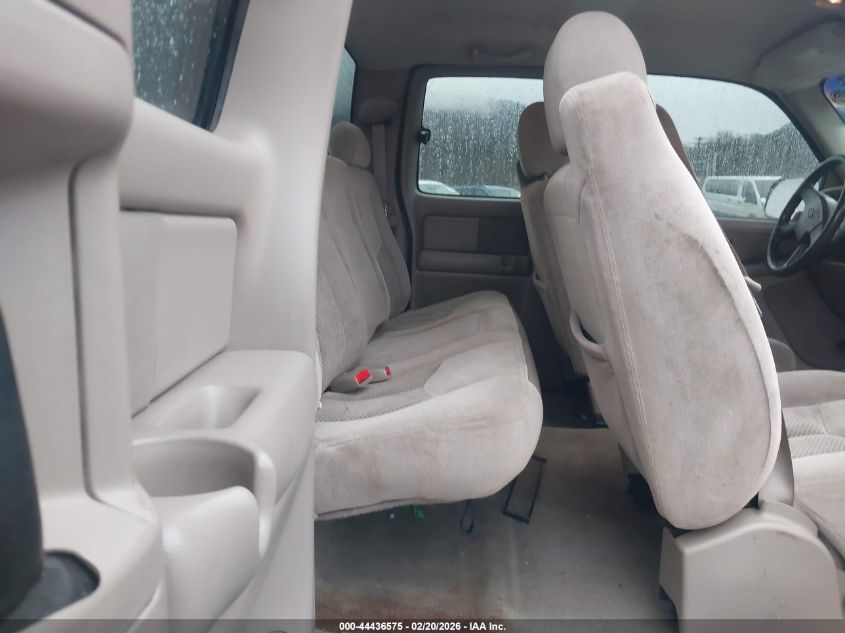 2003 Chevrolet Silverado 1500 Ls VIN: 2GCEK19V331182340 Lot: 44436575