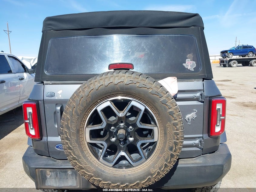 2021 Ford Bronco Outer Banks VIN: 1FMDE5BH0MLA88762 Lot: 44436640